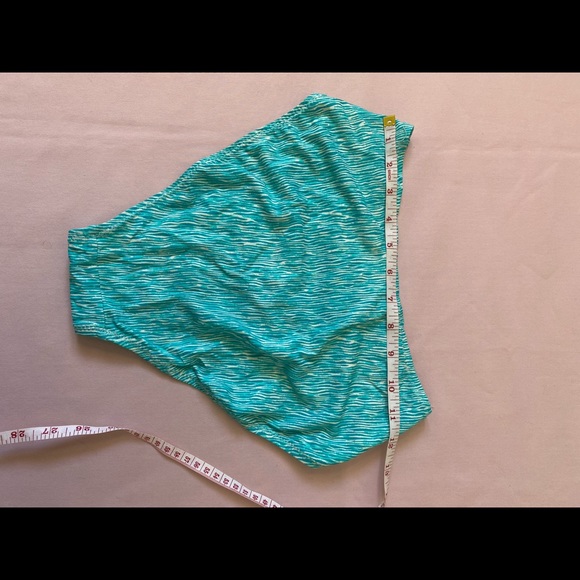 Vintage high waisted bikini - Picture 7 of 14